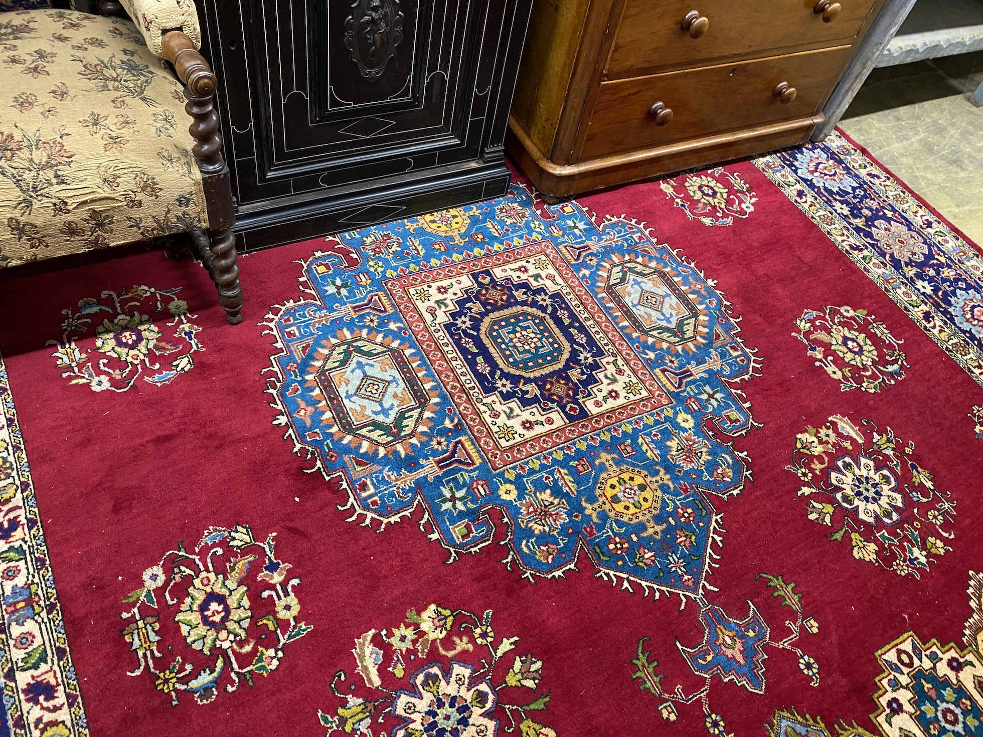 An Azrabijan carpet, 370 x 300cm